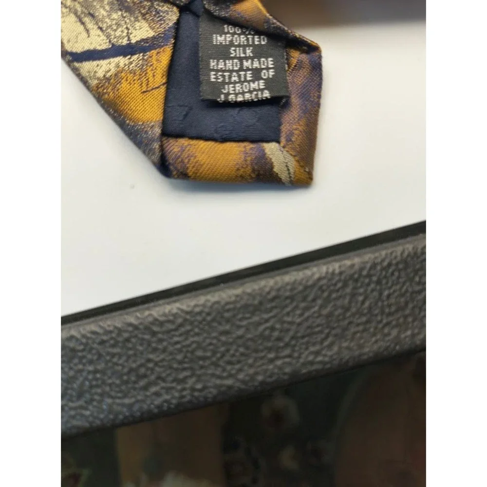 Vintage Estate of‎ Jerome J Garcia Necktie Silk Abstract Art Pattern Men's Tie